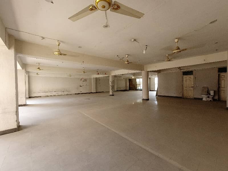 Main Double Road 4500 Square Feet Building For Grabs In PWD Road 20