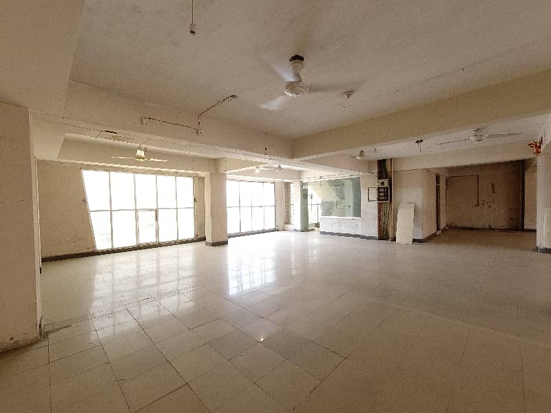Main Double Road 4500 Square Feet Building For Grabs In PWD Road 25