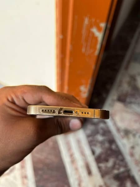 iphone 13 pro golden 256GB just box open 100% health 3