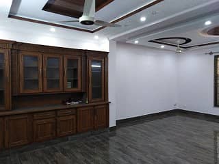 I-8-2 Upper Floor Available For Rent Prime Located 1