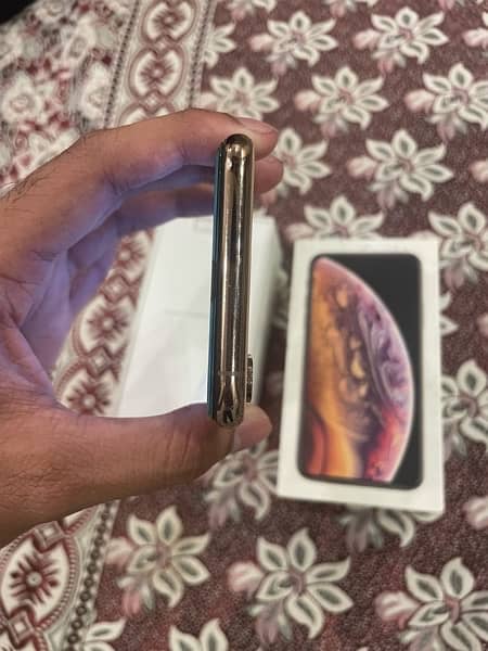 iphone xs 64gb pta 4