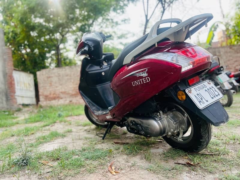 female Scooty for sale 1