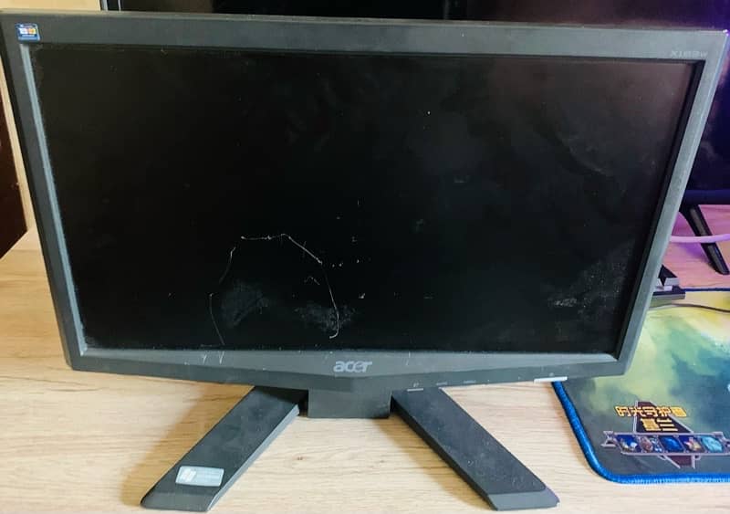 acer lcd 16 inch 4