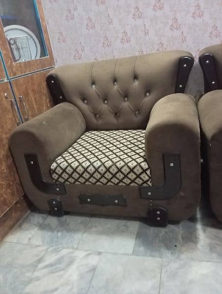 5 Seater Sofa Set 0