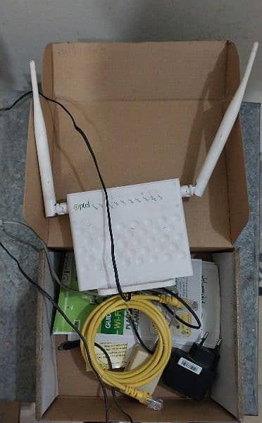 Ptcl router with adopter 0