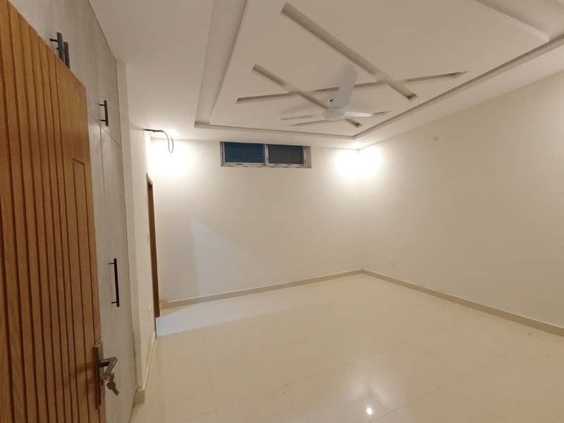 Gulberg Residencia - Block T House Sized 7 Marla Is Available 36