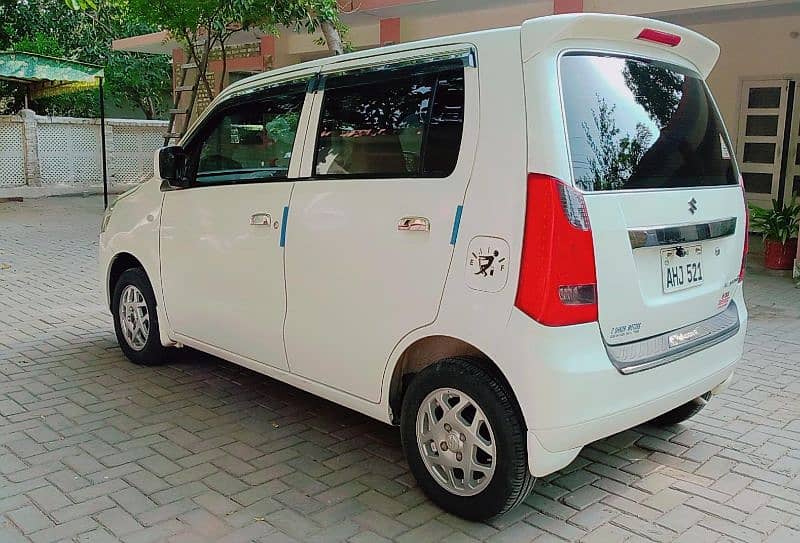 Suzuki Wagon R 2022 3