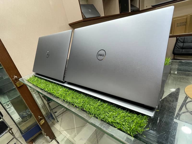 Dell Laptops | Dell Precision 5550 | Core i7 | 10Gen | 16GB/512GB 2