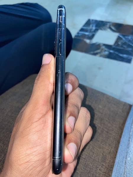 iphone 7 128GB (exchange possible with samsung) 1