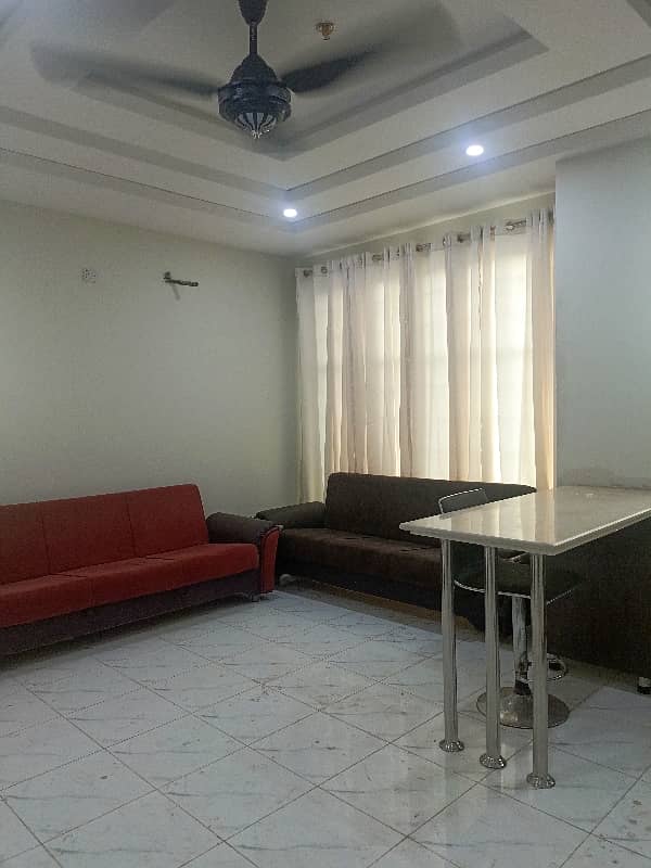 1 bed fully furnished apartment available for rent in gulberg green islamabad 11