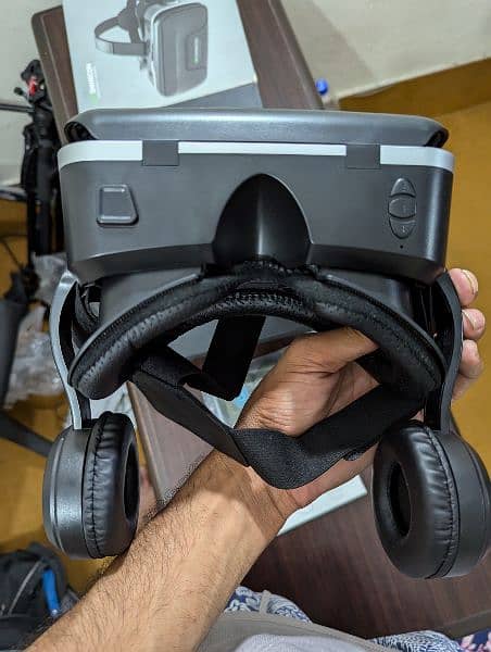VR headset shinecon new 8