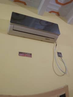 orient DC Inverter Only 80,000 new condition good looking