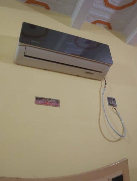 orient DC Inverter Only 80,000 new condition good looking 0