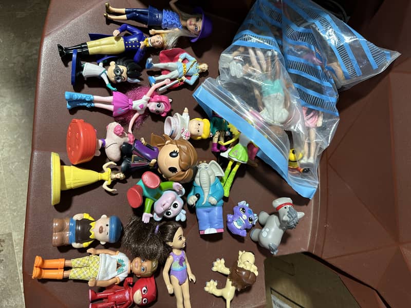 Australian  import toys funko pop , Legos , guitar , other  toys 4