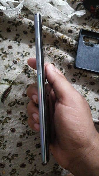 samsung galaxy note 10 plus 4