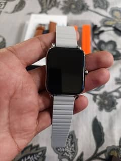 haylou  rs4 plus smart watch in very gnood condition