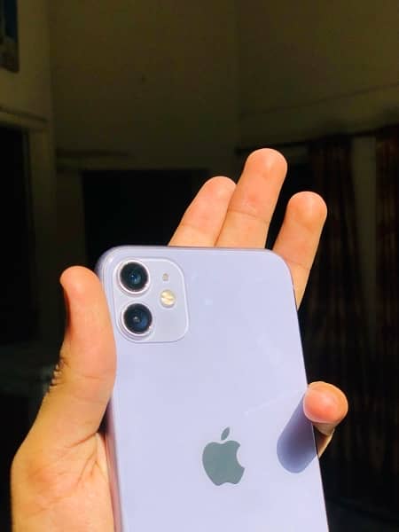 iPhone 11 64GB 3