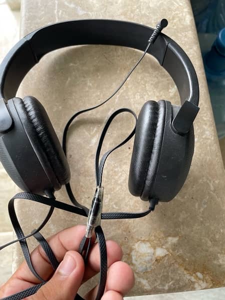 space headphone for sale urgent 2