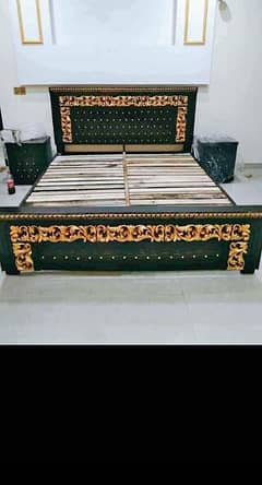 urgent sale need mony all ok bed like new ap Chak kr k le jayi