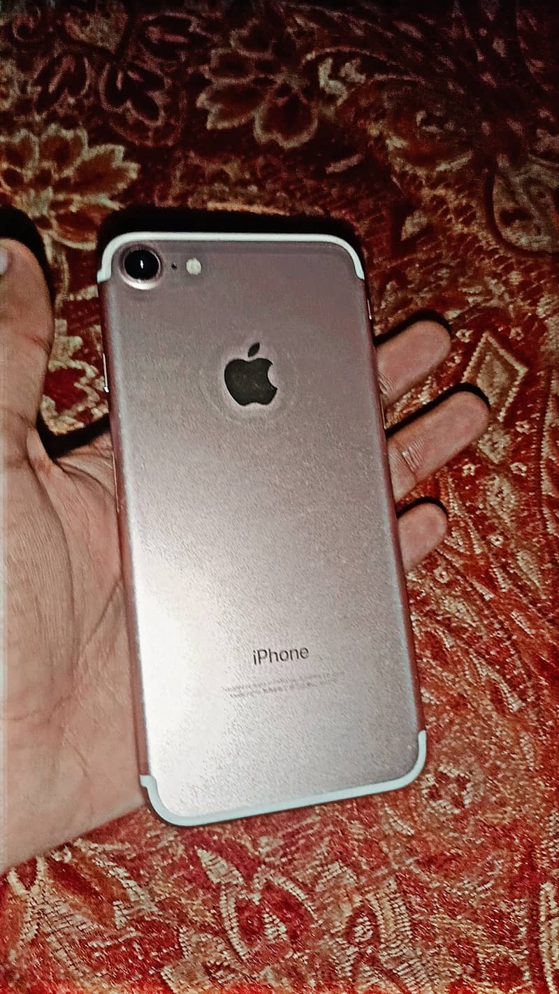 iphone 7 128GB non pta 1