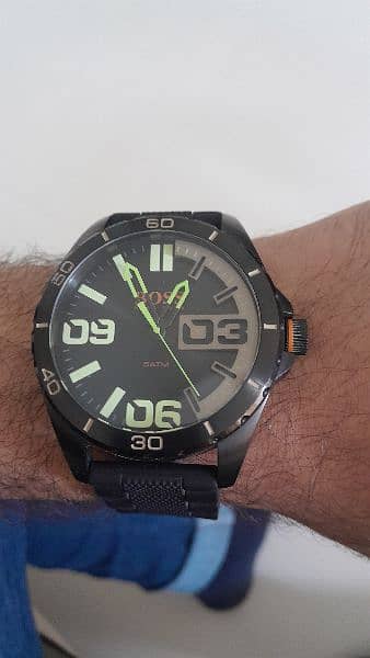 Hugo Boss Original Watch For Urgent Sale 0