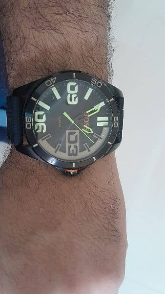 Hugo Boss Original Watch For Urgent Sale 4