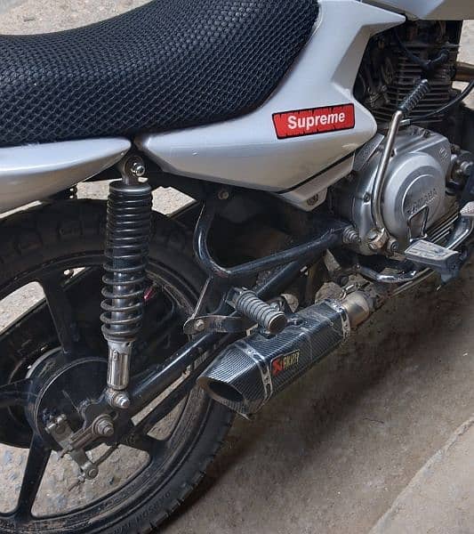 akrapovic exhaust for sale for ybr and cb 150 3