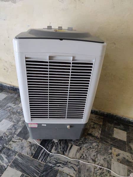 nasgas  air cooler model  9824  new 2 months used with warranty 2