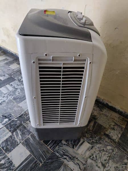 nasgas  air cooler model  9824  new 2 months used with warranty 3