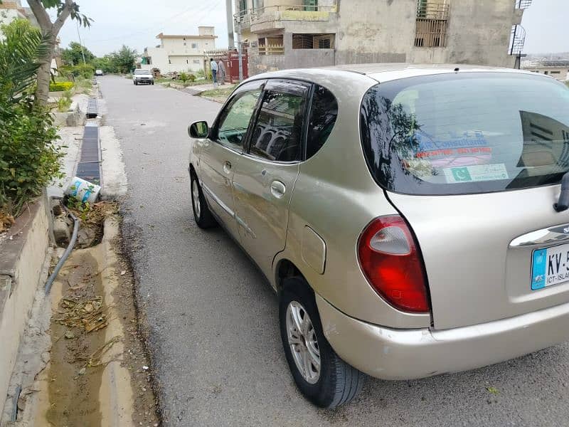 Daihatsu Sirion 1999 7