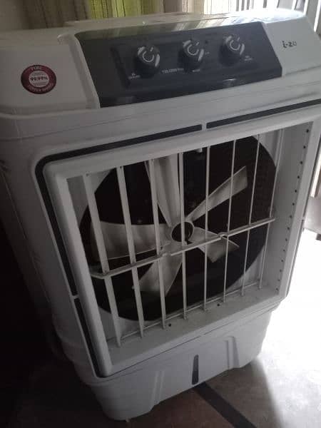 izone tgs 12000plus air cooler 0