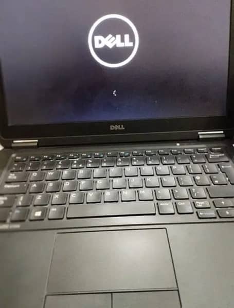 Dell Latitude E7250 i5 5th Gen 1