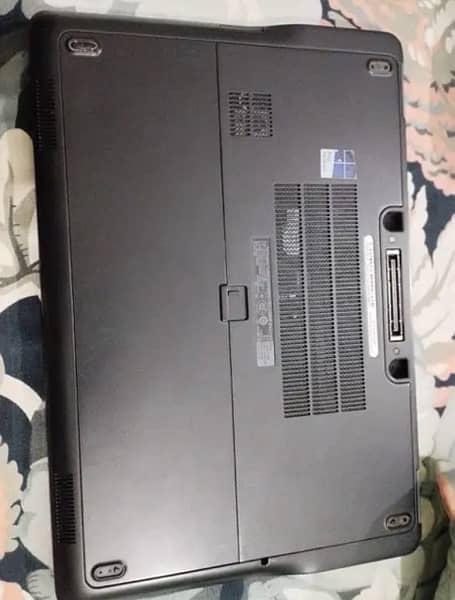 Dell Latitude E7250 i5 5th Gen 3