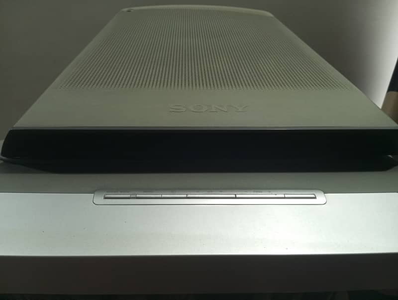Sony 21 inches TV with woofer in perfect condition 1