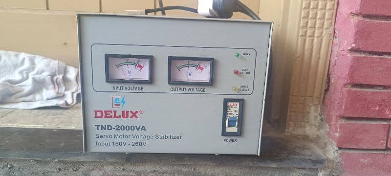 Delux Servo Motor Stabilizer 2000VA 0