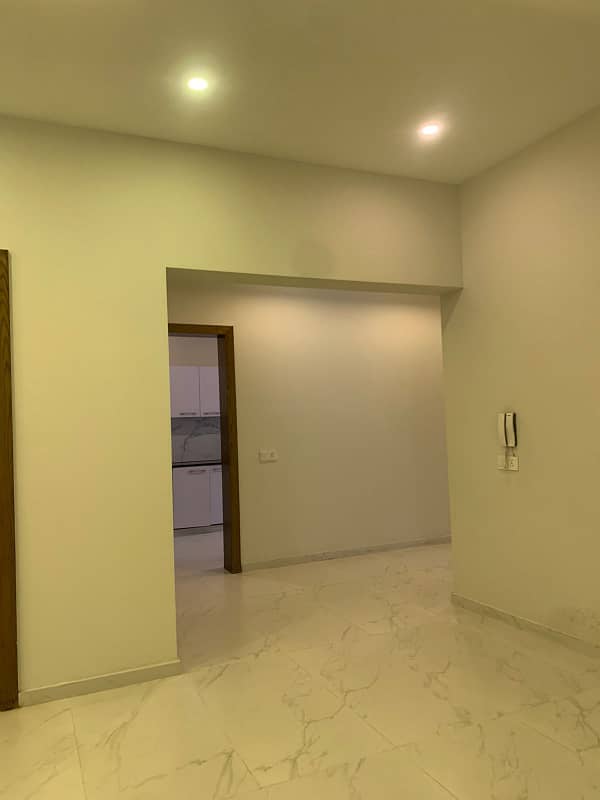 D-12/2 Three Side Open Basement Tiles Flooring For Rent 4