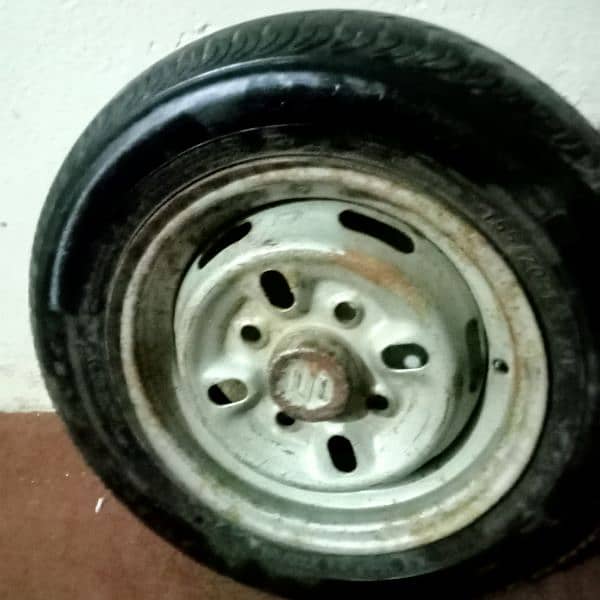 spare tire available for mehran car jeniun condition 0
