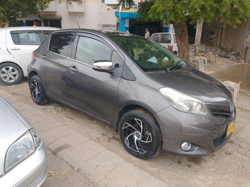 Toyota Vitz 2015 0