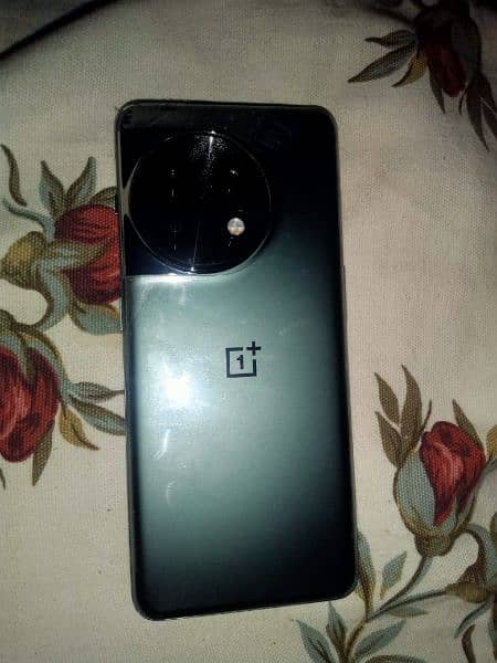 OnePlus 11 0