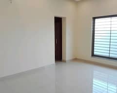 Book A 2450 Square Feet House In G-9/4 0