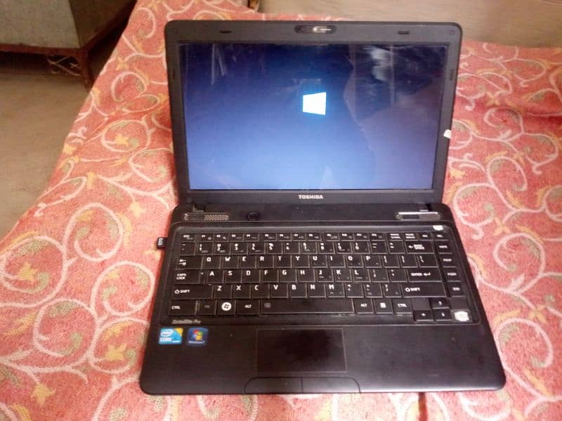 CORE I3 4 GB RAM 2