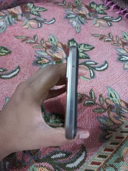 Vivo v23e used condition 8gb ram 128gb rom 3