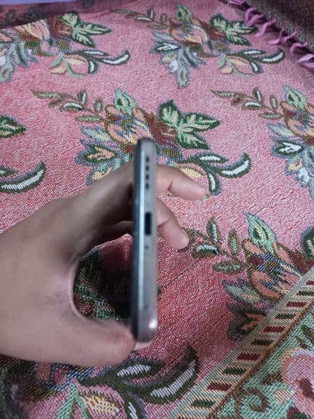 Vivo v23e used condition 8gb ram 128gb rom 4