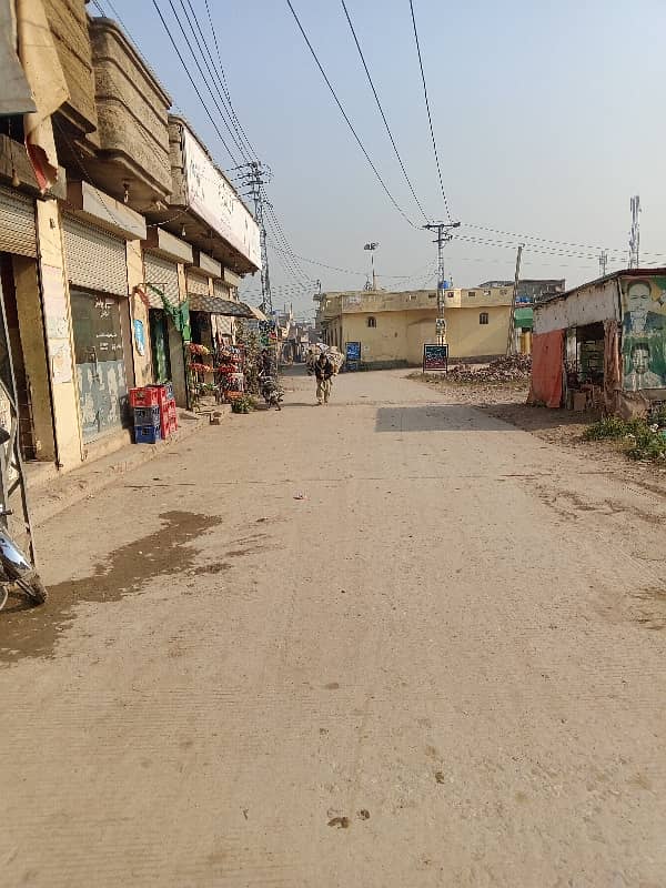 3 LACK PR MARLA PLOT 3.50 lack 4 Lack Sy likar 8 LACK Tak Plot Available 03115850472 Registery intiqal Electricity GAS Water sewerage Taramri Sy 10 mint Nilor Islamabad 30 Foot Gali 20 Foot 40 Foot Tahir Khan 03115850472 15