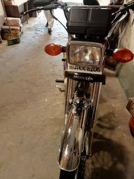 Honda CG125 for urgent sale 1