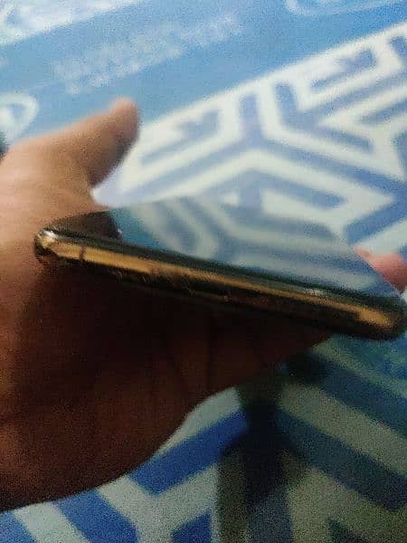 iphone xs max jv condition 10/10 4