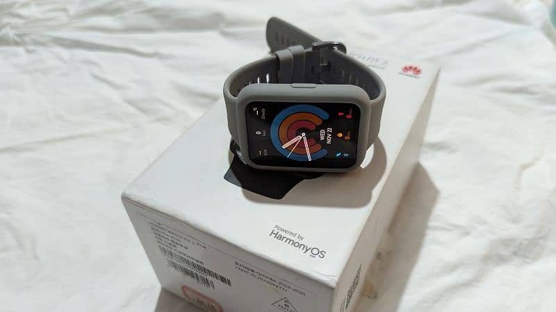 Huawei watch fit 2 with complete box 10/10 3