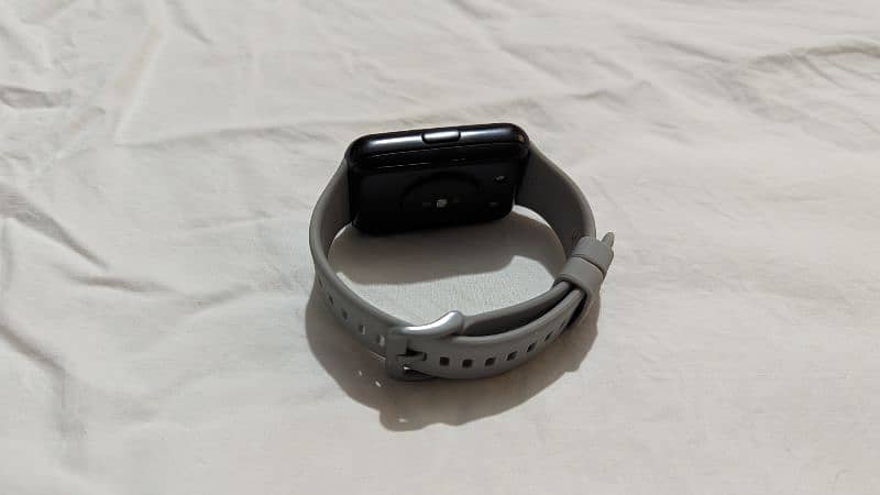 Huawei watch fit 2 with complete box 10/10 8