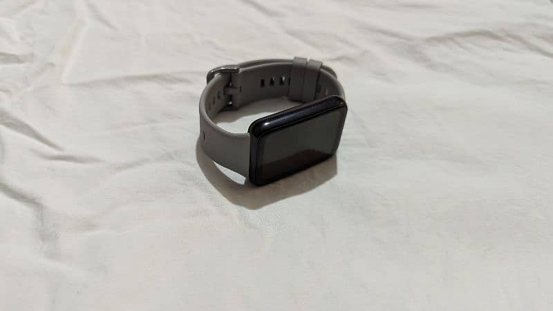 Huawei watch fit 2 with complete box 10/10 10