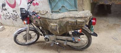 1 2 5 bike for sell Karachi number 0